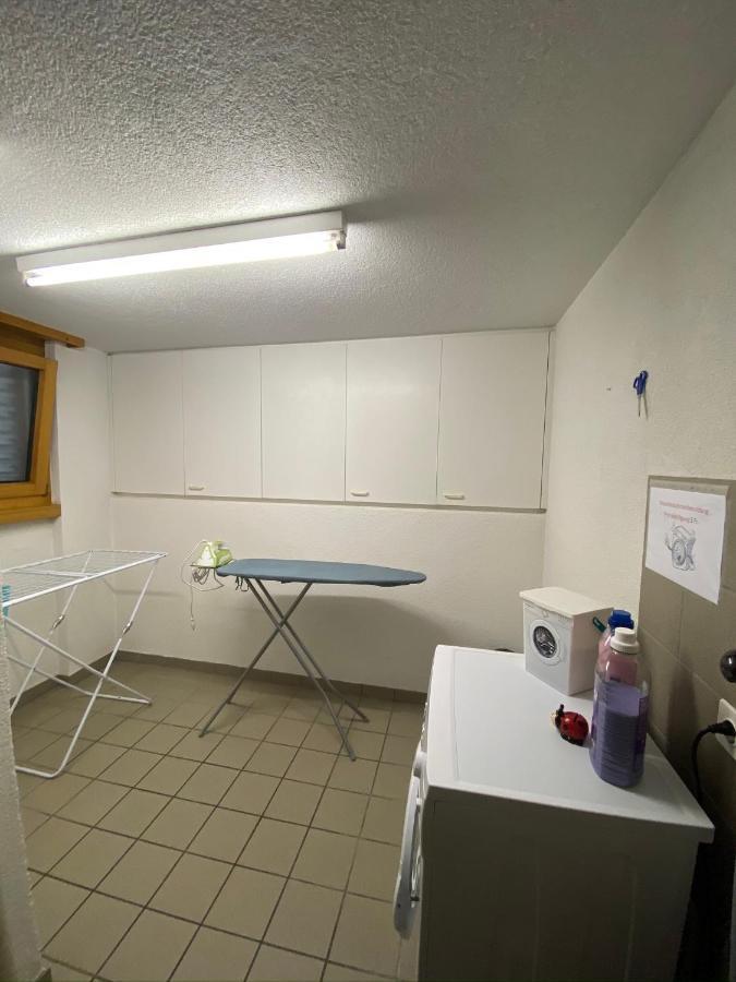 Appartement Haus Wiggis à Netstal Extérieur photo